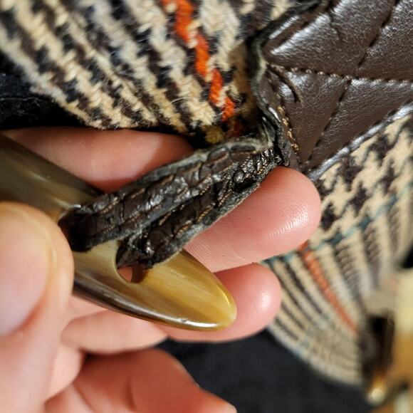 Vintage Benetton houndstooth vest brown trim cap sleeve wool blend small - Picture 6 of 16